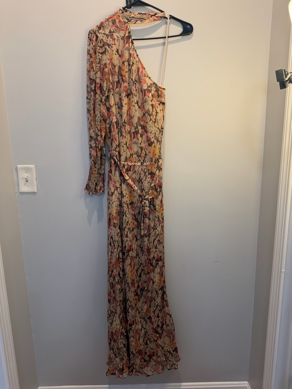 Ralph Lauren One-Shoulder Floral Maxi Dress in Rust and Cream - Picture 4 of 9